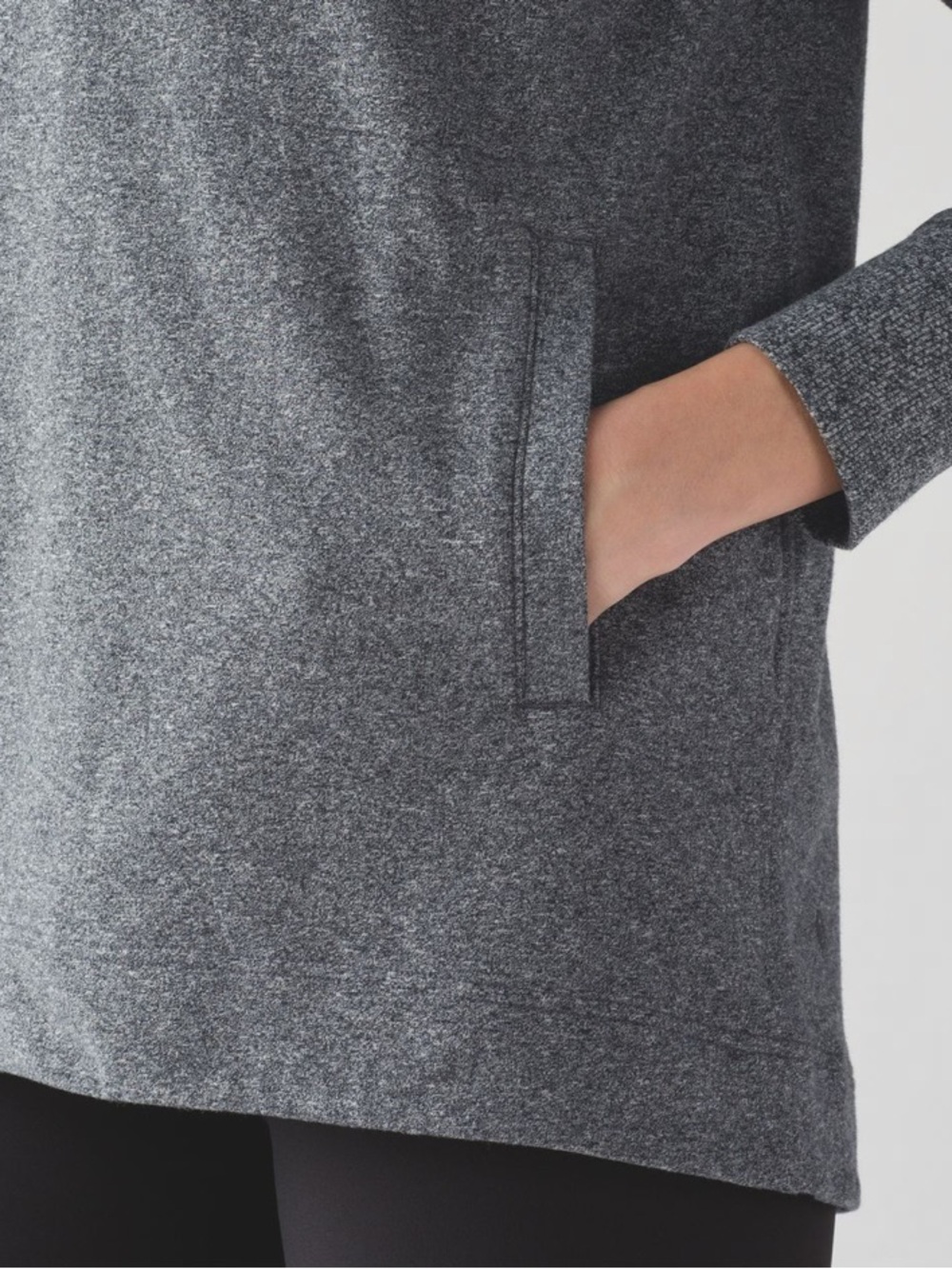 Lululemon Split Pullover
Heathered Speckled Black / Black - Picture 6 of 7